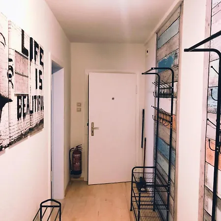 Zentrale Ferienwohnung Am Koblenzer Hbf - Nah Am Rhein Lägenhet